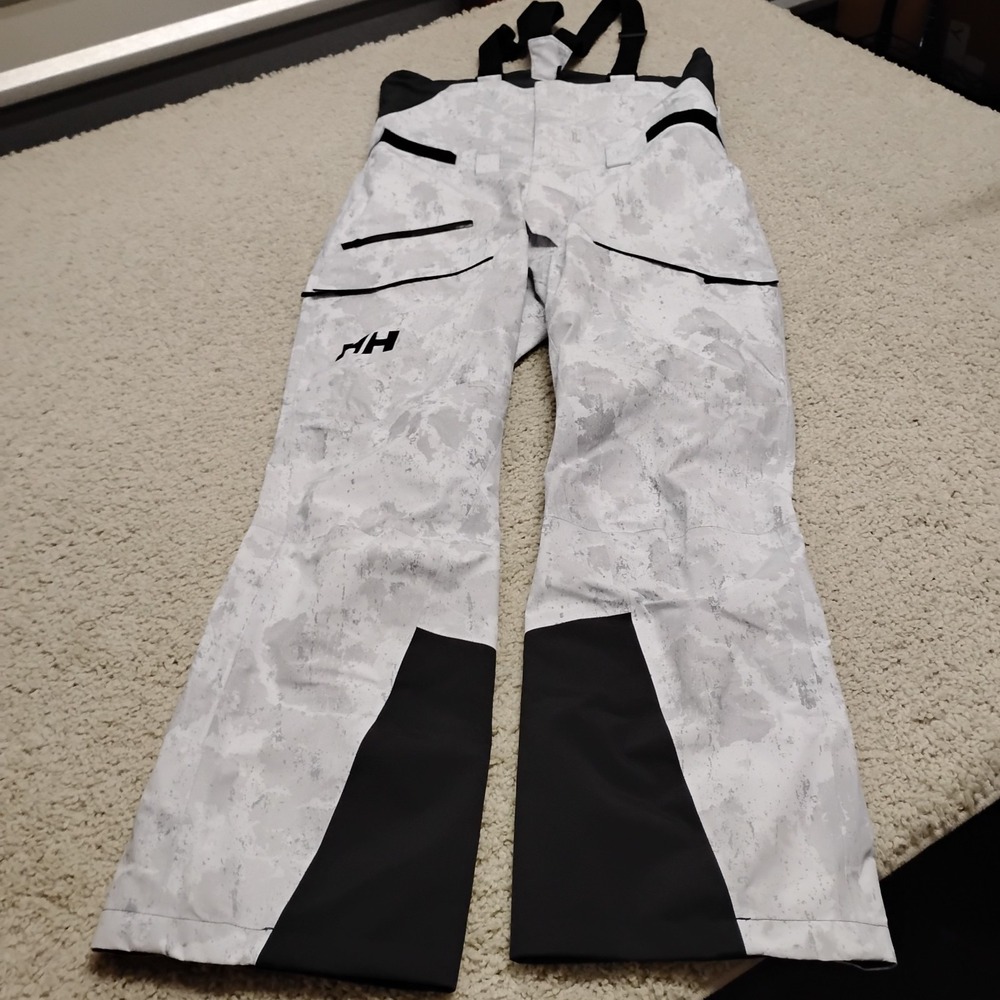 Helly Hansen SOGN Bib Shell Pants Mens XL White Snow Camo Relaxed Ski Outdoor
